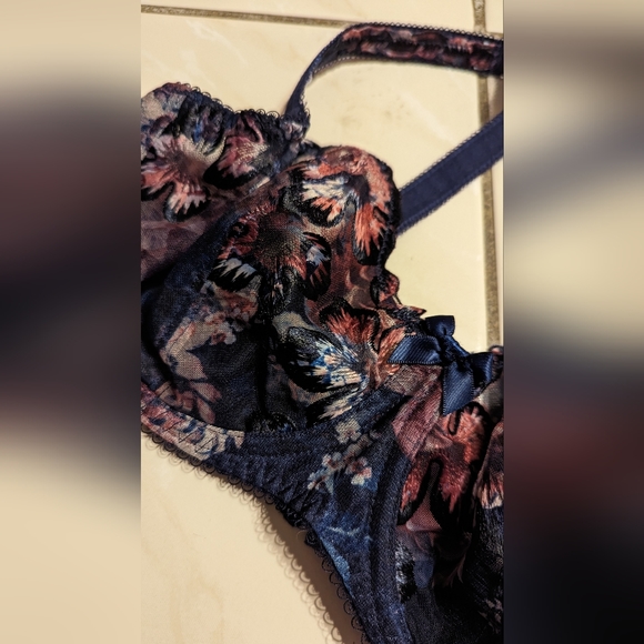 Fantasie Navy & Floral Bra |34DD - Picture 3 of 4
